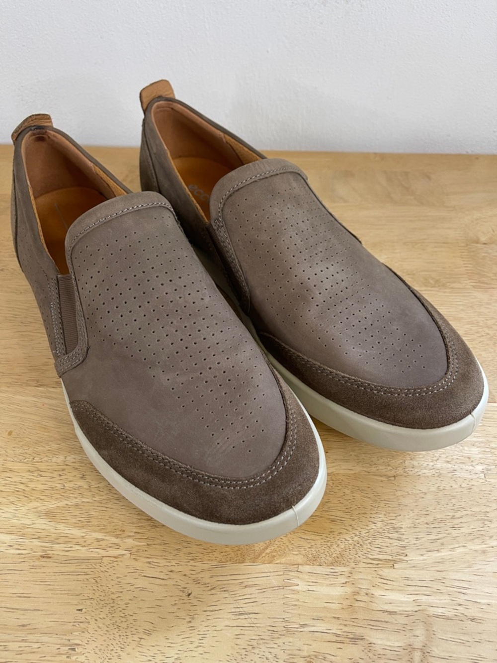 Ecco Colin Nubuck Perforated Slip-On Loafers Size 12-12.5